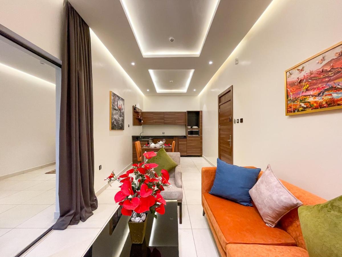 Omedel Luxury Hotel Enugu Exterior photo